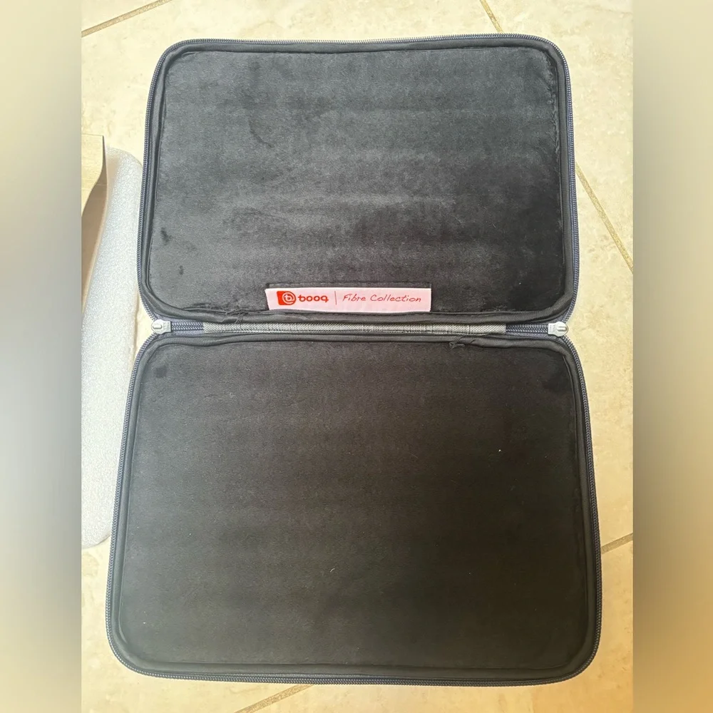 Booq Mamba Sleeve 12-inch MacBook Case